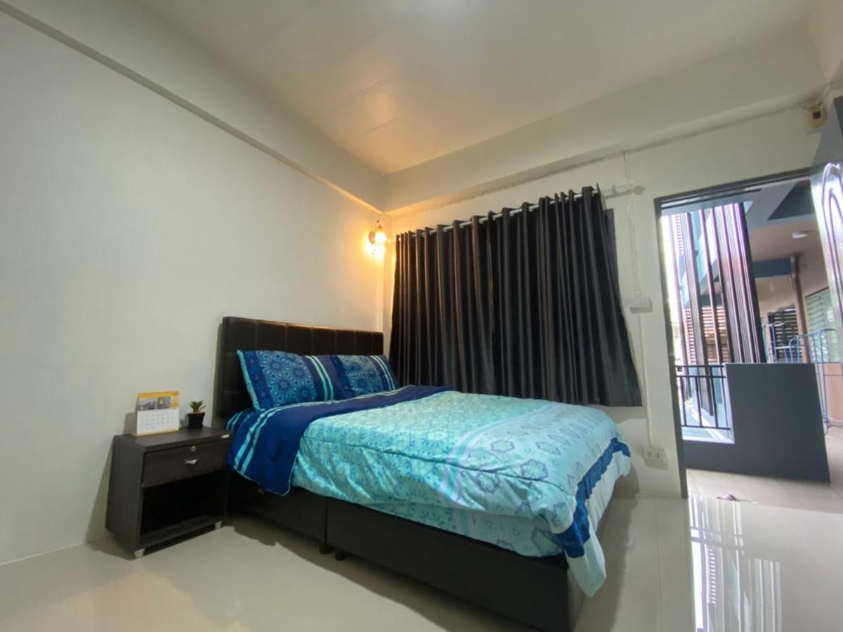 Apartment Ban Pongphan *
