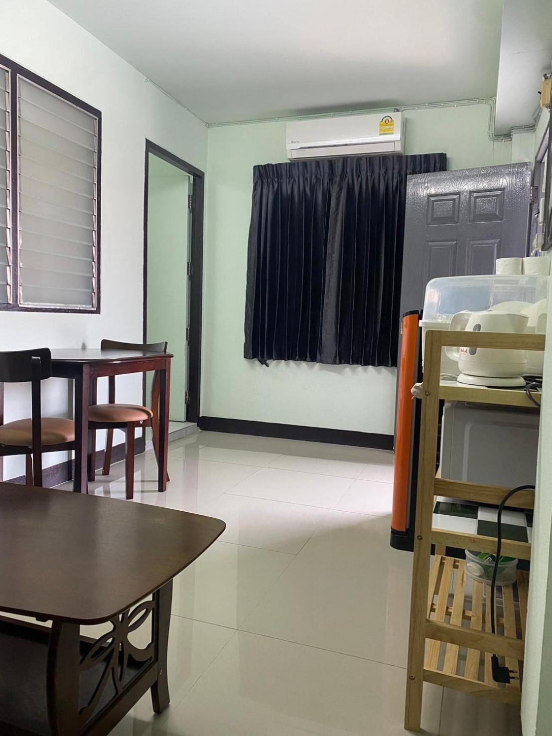 Ban Pongphan Apartment *